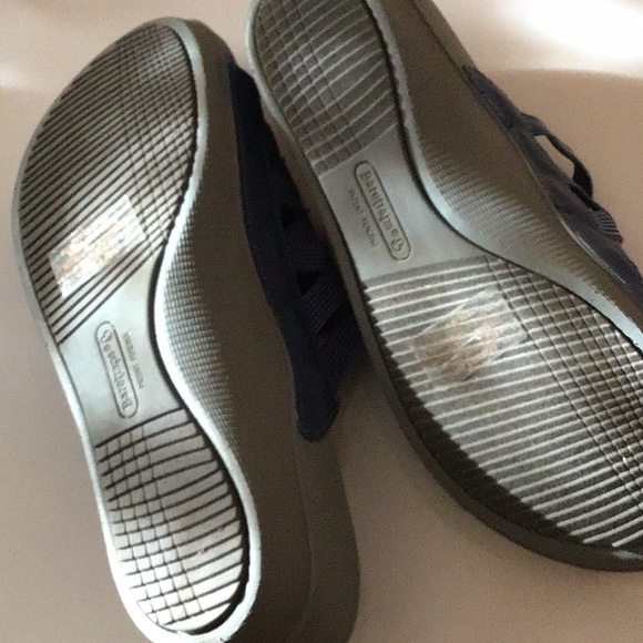 Bare Traps Size 8 Blue/Gray - Picture 3 of 3